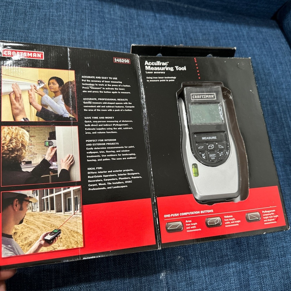 Craftsman Accutrac Laser Measuring Tool with Case